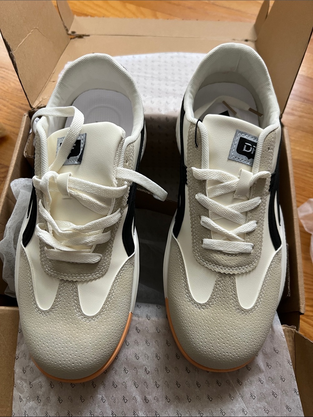 Men's Athletic Sneakers in Cream & Black by D? - Lightweight Daily Trainers